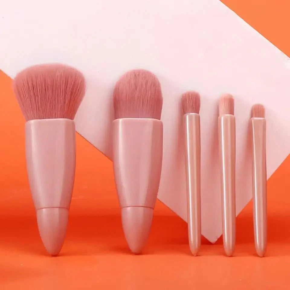 5-in-1 Portable Travel Makeup Brush Set with Mirror – Compact Mini Cosmetic Brushes Kit – Soft Bristles, Ideal for Purse, Bag & Travel Use